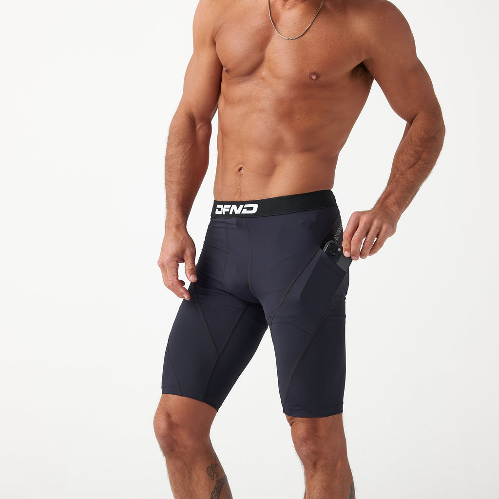 ACTIVE Ax COMPRESSION SHORTS